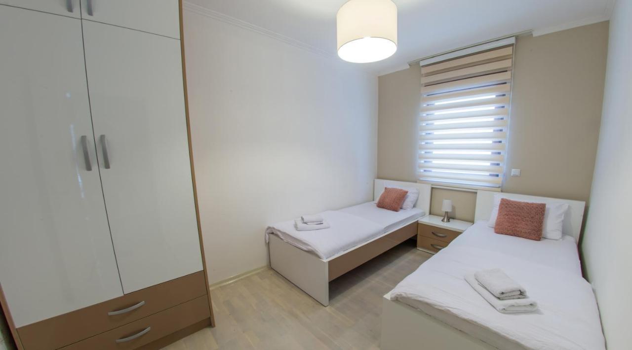 מוסטר Apartment Light De Luxe - With Old Bridge View מראה חיצוני תמונה