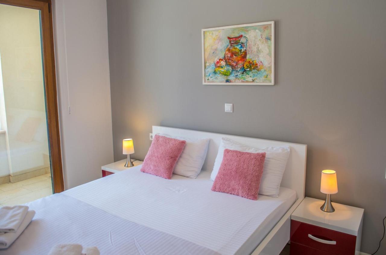 מוסטר Apartment Light De Luxe - With Old Bridge View מראה חיצוני תמונה