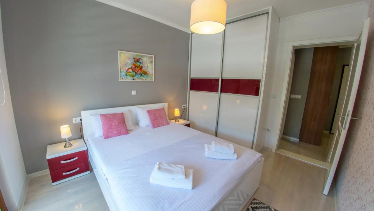 מוסטר Apartment Light De Luxe - With Old Bridge View מראה חיצוני תמונה