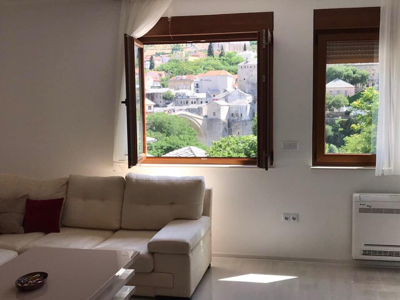 מוסטר Apartment Light De Luxe - With Old Bridge View מראה חיצוני תמונה