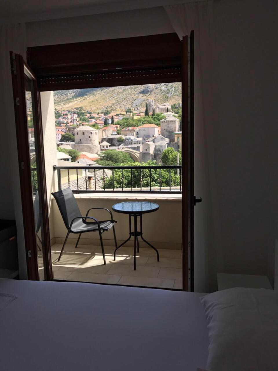 מוסטר Apartment Light De Luxe - With Old Bridge View מראה חיצוני תמונה